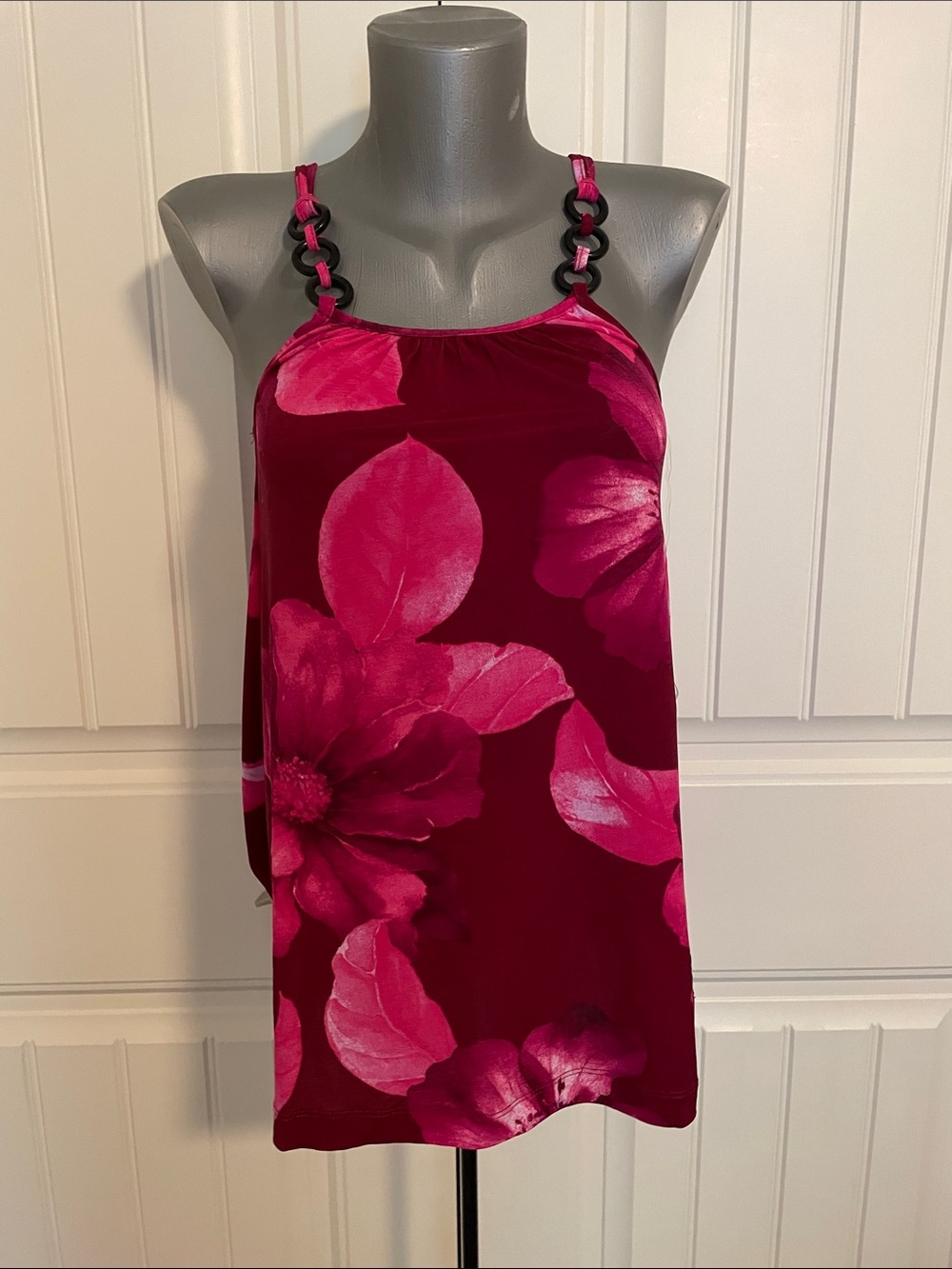 Women's Fuchsia Floral Tank Top - Sleeveless Halter